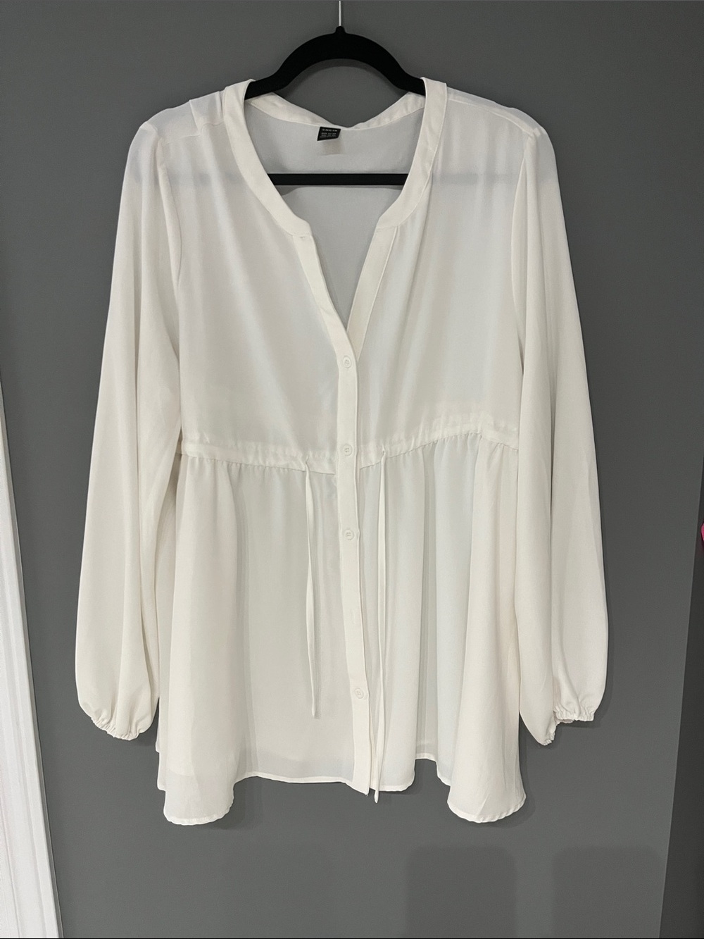 3/$15 Relaxed White Button-Front Peasant Blouse with Drawstring Waist